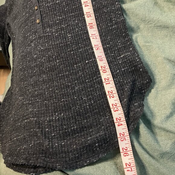 Abercrombie & Fitch Henley Shirt Womens L Gray Stretch Ribbed Y2K Fitted Bella - Picture 6 of 6